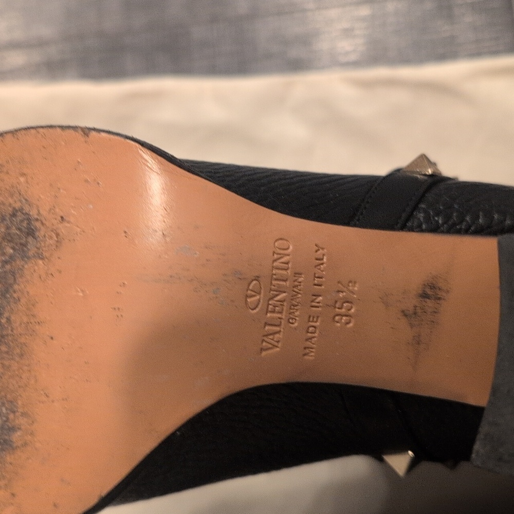 Valentino Black Leather Rockstud Ankle Booties Size 35.5 , 3inch Heel - Picture 6 of 7